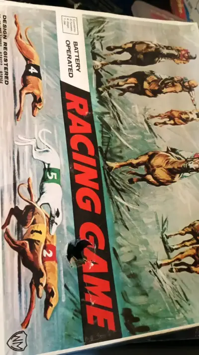 Juego de carreras a batería vintage - miniatura 1