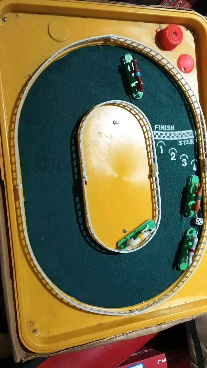 Juego de carreras a batería vintage - 2