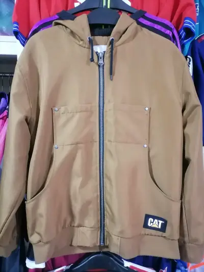 Chaqueta con capucha marrón CAT para hombre - miniatura 1