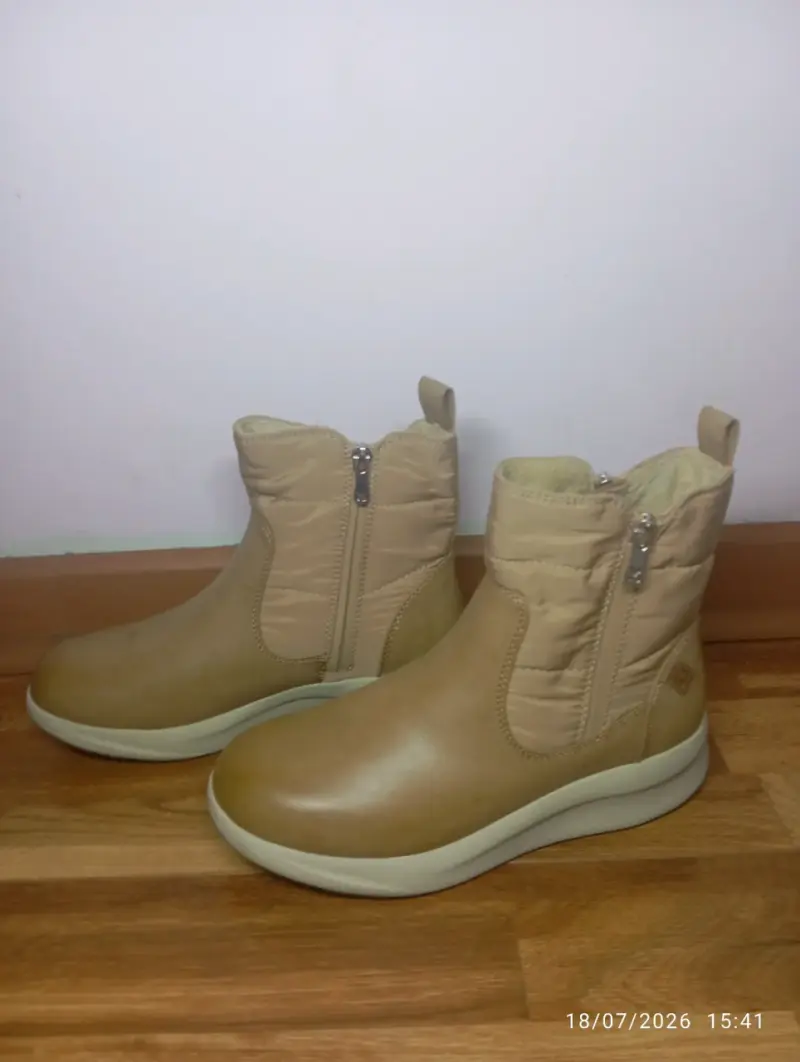 Botines beige impermeables forro interior - 1