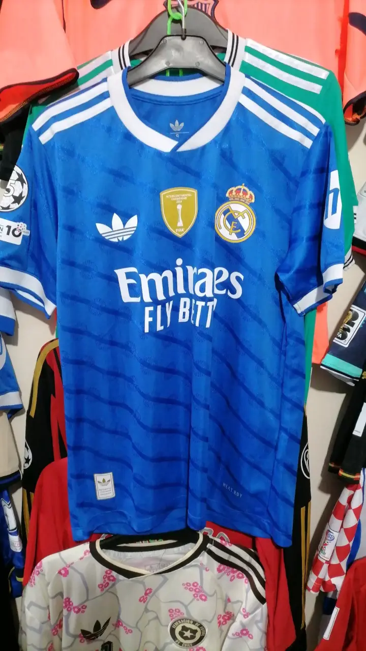 Camiseta Real Madrid Mbappé Azul - 1