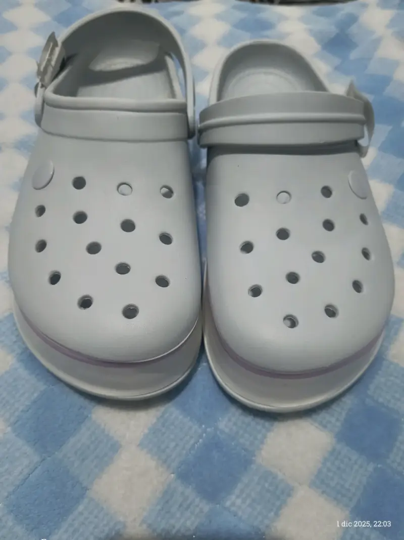 Zuecos Unisex Talla 37 Color Gris - 2