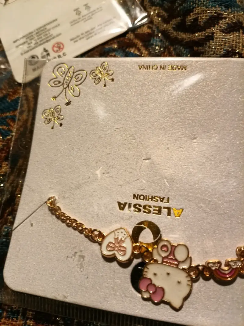 Set de joyería Alessia Fashion con aros y pulsera - 3