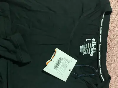 Polera negra de manga larga Ellesse para mujer - miniatura 3