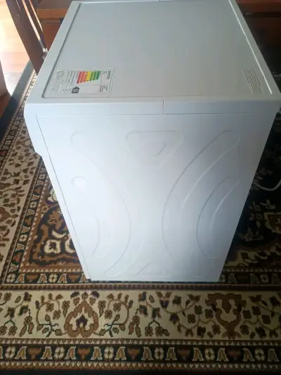 Secadora de Ropa Midea 9kg en Buen Estado - miniatura 2