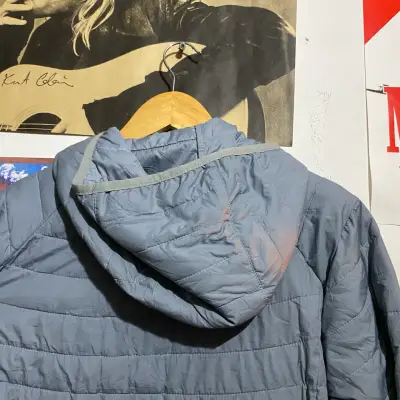 Chaqueta Columbia azul con capucha - miniatura 6