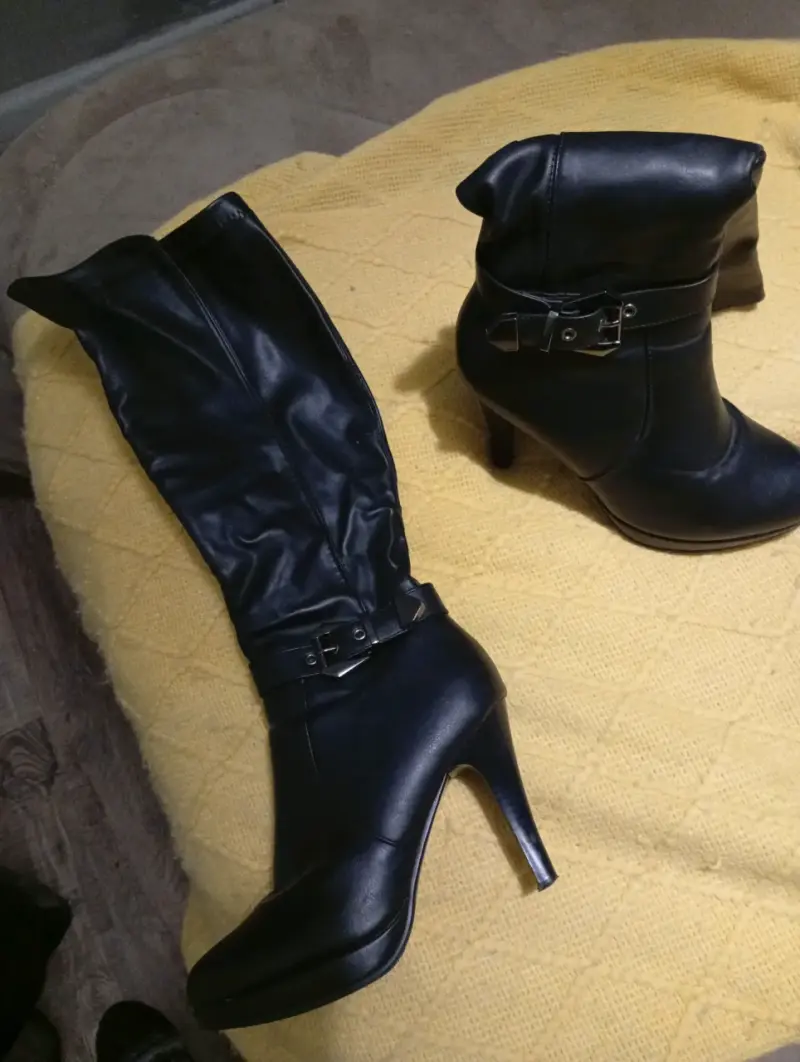 Botas de cuero negras con tacón alto - 2