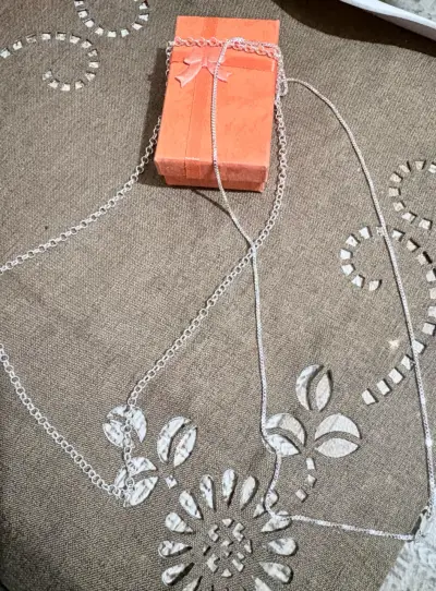 Set de Collares y Pulseras de Plata con Caja de Regalo - miniatura 5