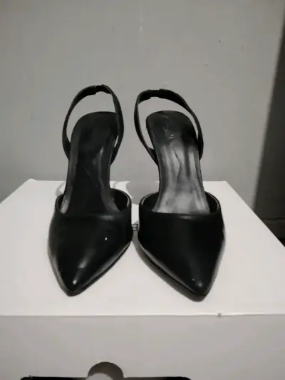 Zapatos de Tacón Negro Elegantes - miniatura 2