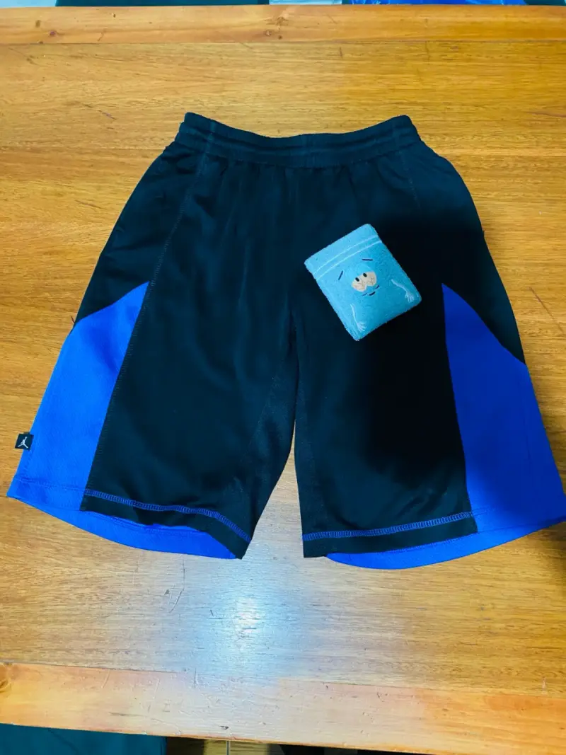 Shorts deportivos negros y azules Jordan - 1