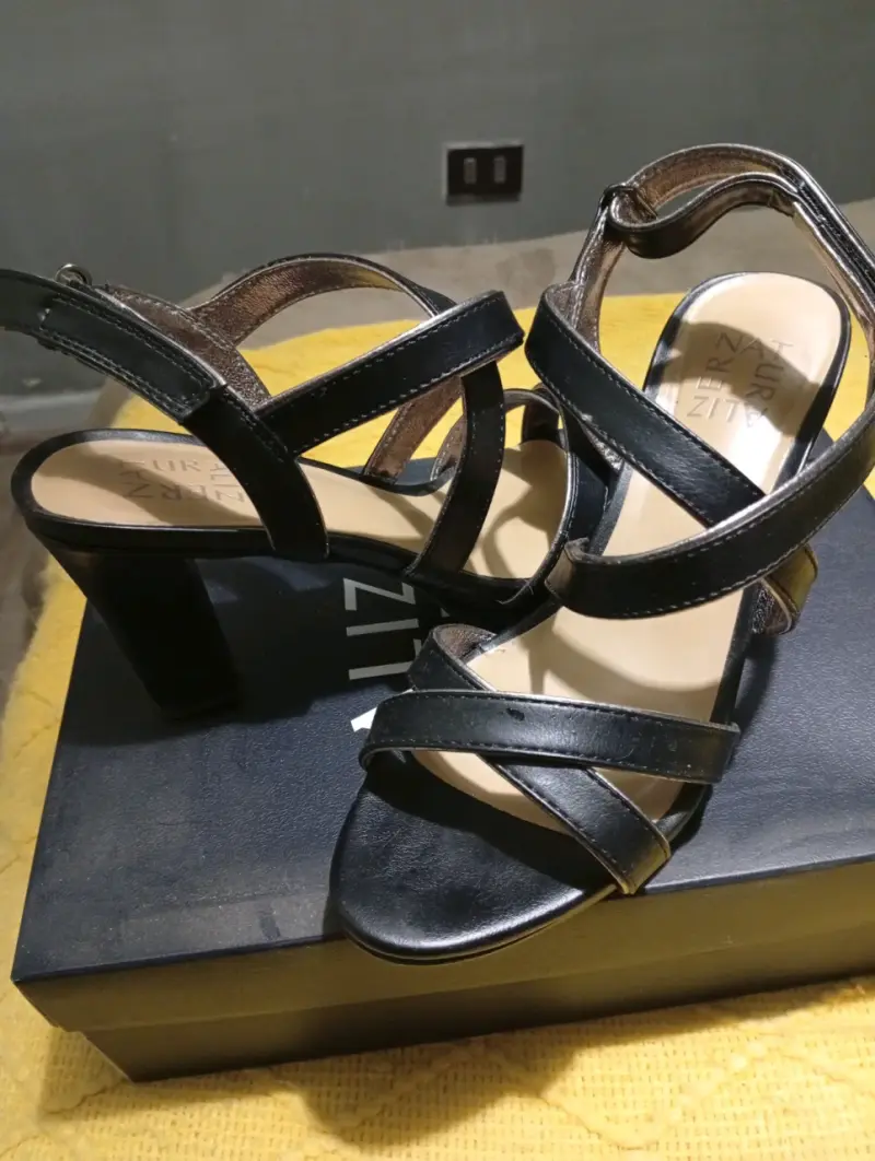 Sandalias de tacón negras Alizzia elegantes - 4