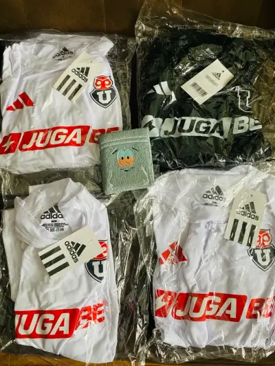 Poleras Adidas Universidad de Chile - miniatura 2