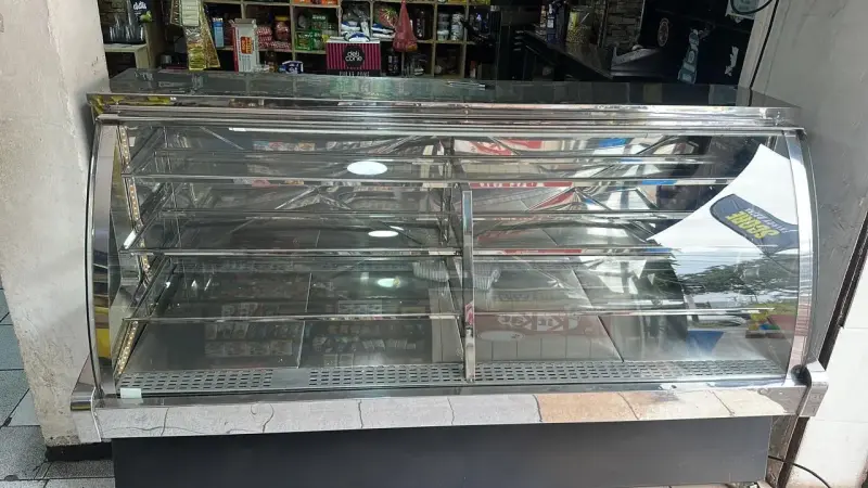 Vitrina Refrigerada para Pastelería de Acero Inoxidable - 2
