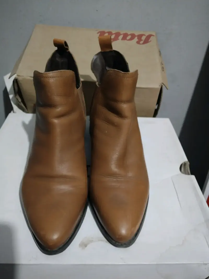 Botines de cuero marrón para mujer - 1