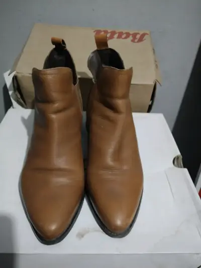 Botines de cuero marrón para mujer - miniatura 1