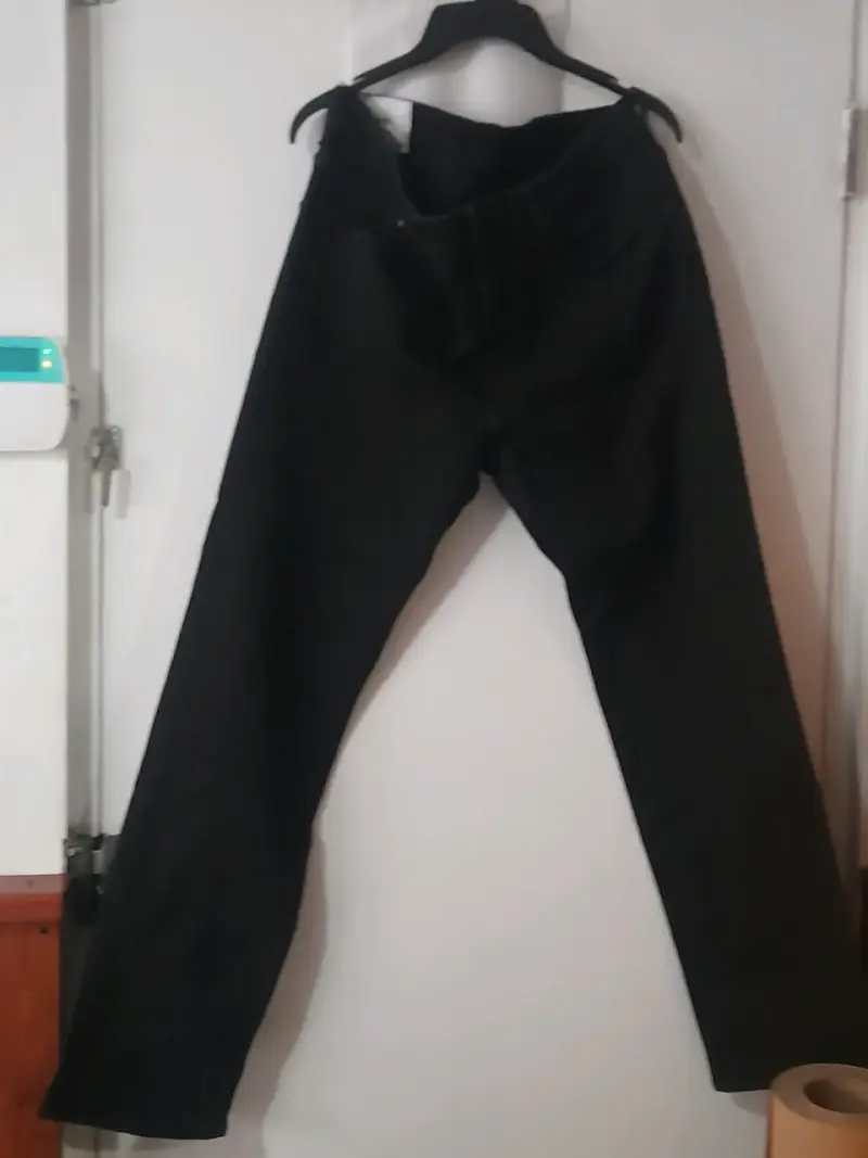Pantalones negros de hombre nuevo - 2