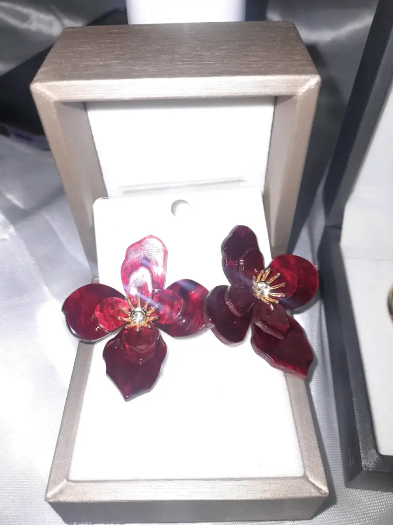 Pendientes Florales Rojos con Cristales - 2