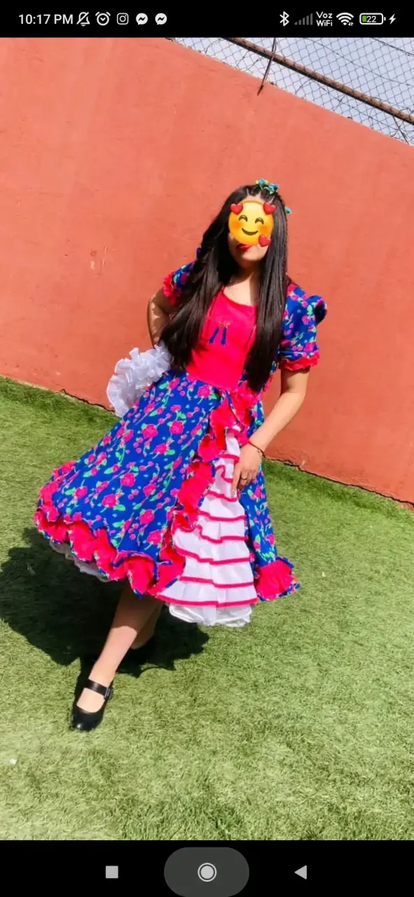 Vestido de huasa chilena colorido