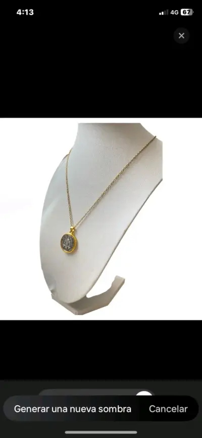 Collar con medalla de San Benito dorado - miniatura 2
