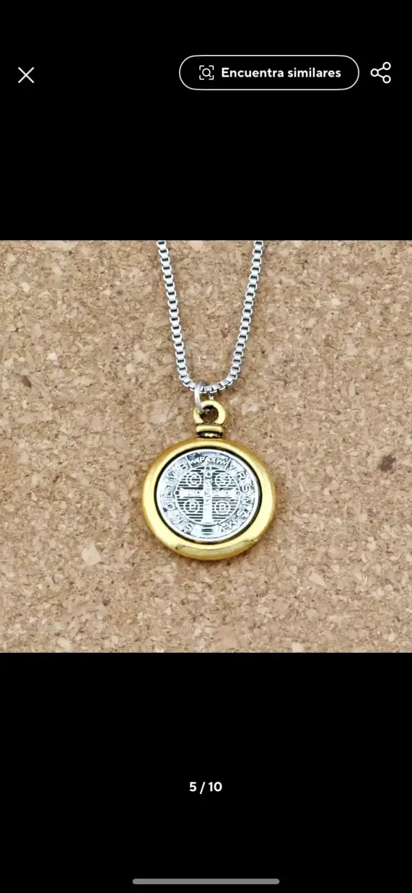 Collar con medalla de San Benito dorado - 3