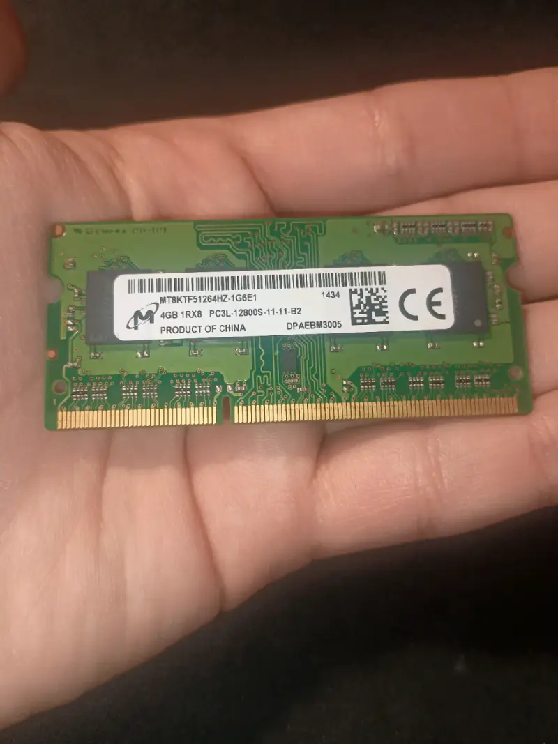 Memoria RAM 4GB DDR3L para Laptop de 1600HMZ - 1