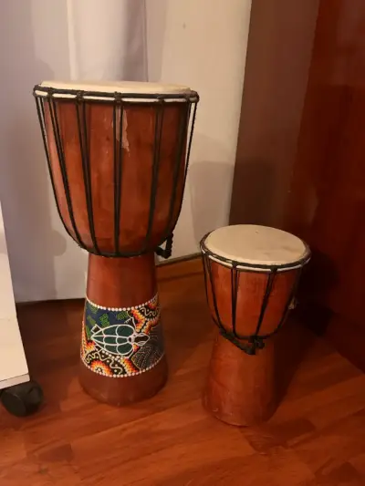 Set de tambores africanos de madera - miniatura 2