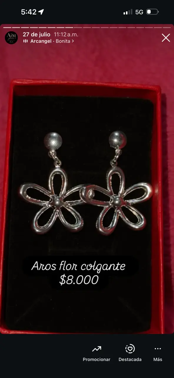 Aros colgantes de flor en plata 925