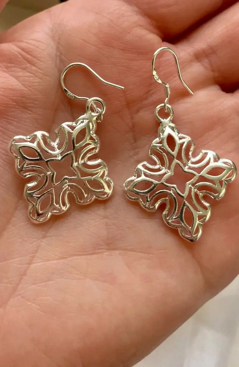 Aros colgantes de plata diseño floral - 1