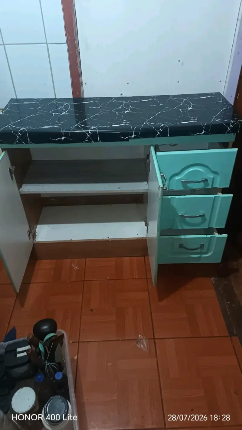 Mueble de cocina con alacena verde - 5