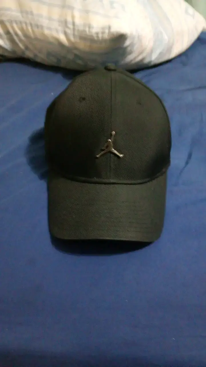 Gorra negra jordan - 1