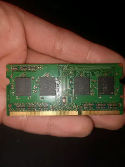OFERTA DOS Memoria RAM 4GB DDR3 para laptop 1600HM - miniatura 3