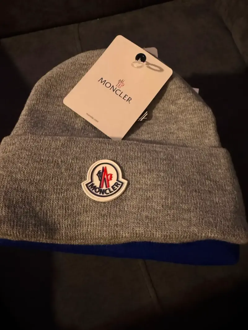 Gorro de lana Moncler unisex en varios colores - 3