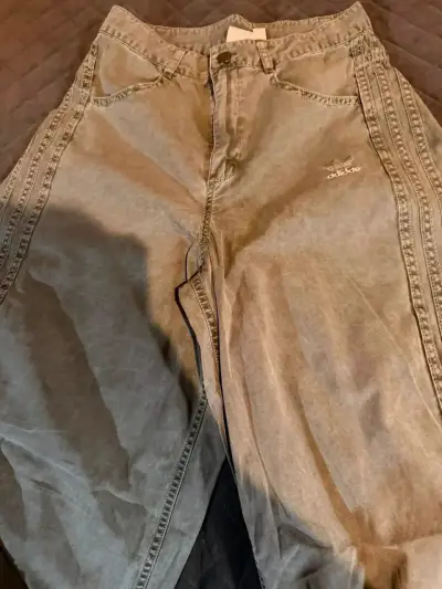 Pantalones cargo beige Adidas con logo - miniatura 1
