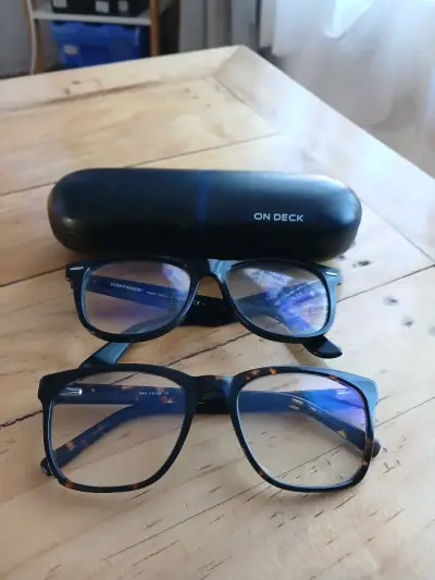 REMATO PAR DE LENTES ÓPTICOS HOMBRE - miniatura 2