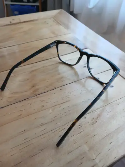 REMATO PAR DE LENTES ÓPTICOS HOMBRE - miniatura 5