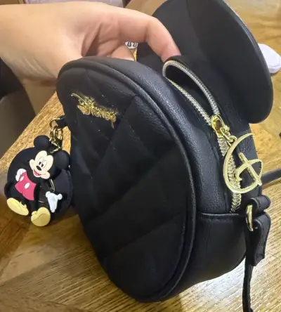 Cartera redonda Disney Mickey Mouse negra - miniatura 4