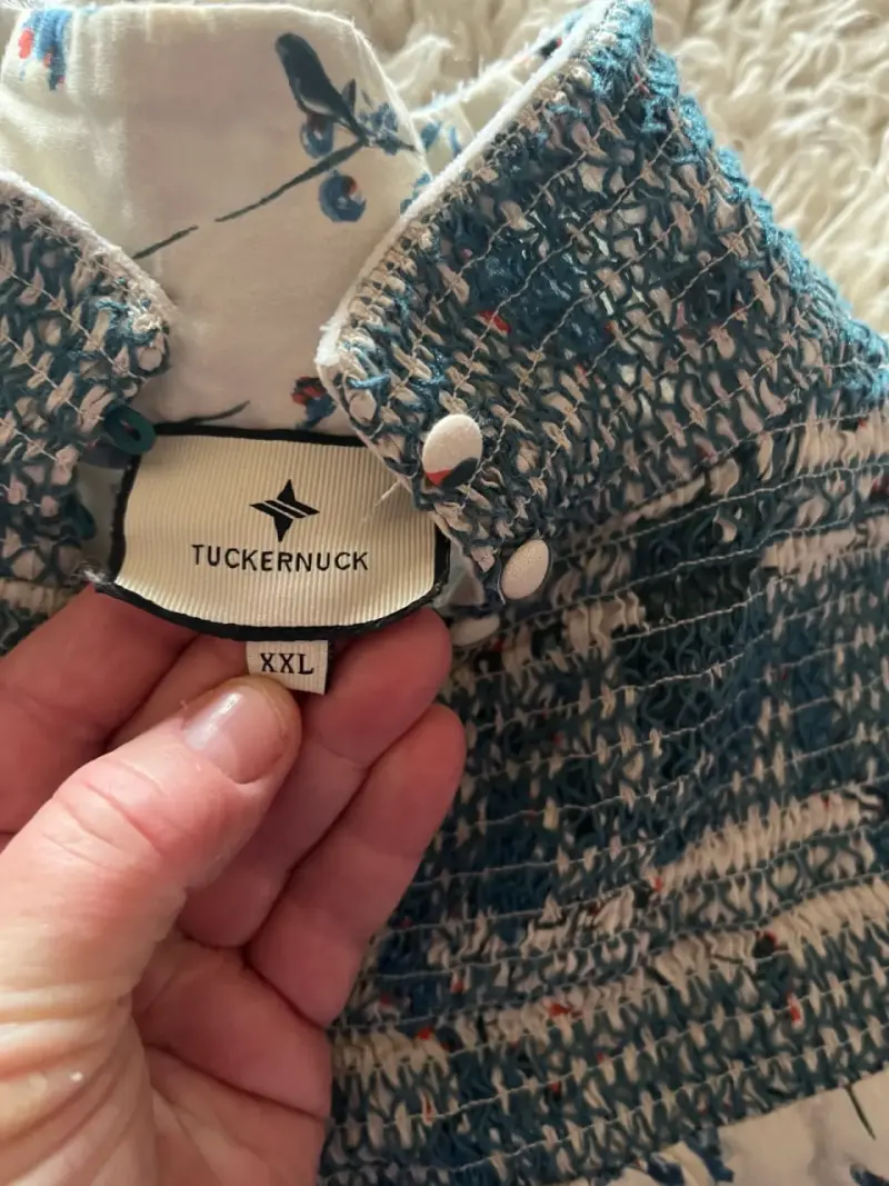 Blusa floral Tuckernuck con cuello alto - 3
