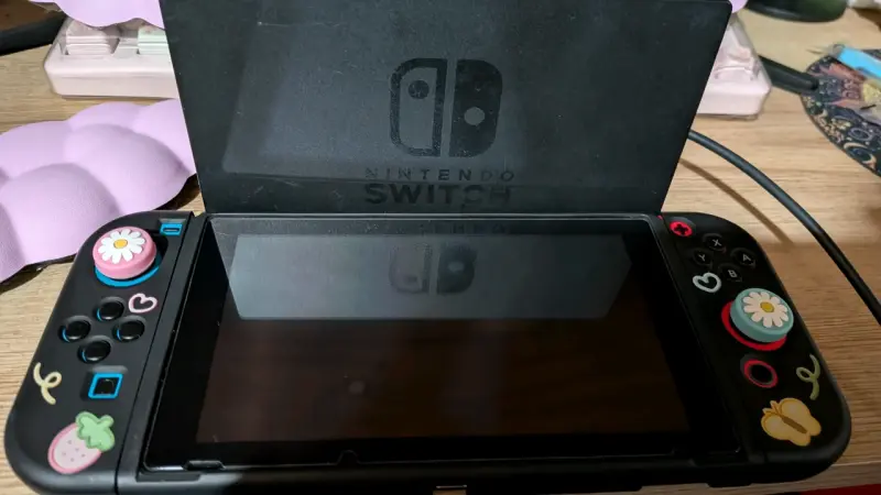 Consola Nintendo Switch con Joy-Con - 2