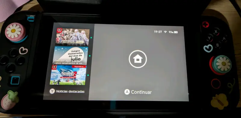 Consola Nintendo Switch con Joy-Con - 3