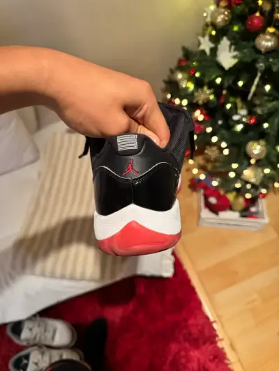 Zapatillas Nike Air Jordan 11 Retro Low Negras - miniatura 5