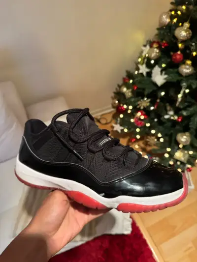 Zapatillas Nike Air Jordan 11 Retro Low Negras - miniatura 6