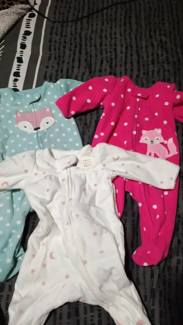 Lote de pijamas de bebé con diseños variados - 3