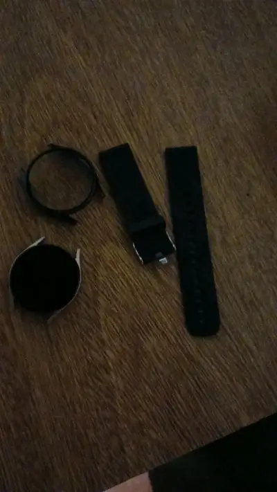Smatwatch galaxy 4 con correa intercambiable - miniatura 3
