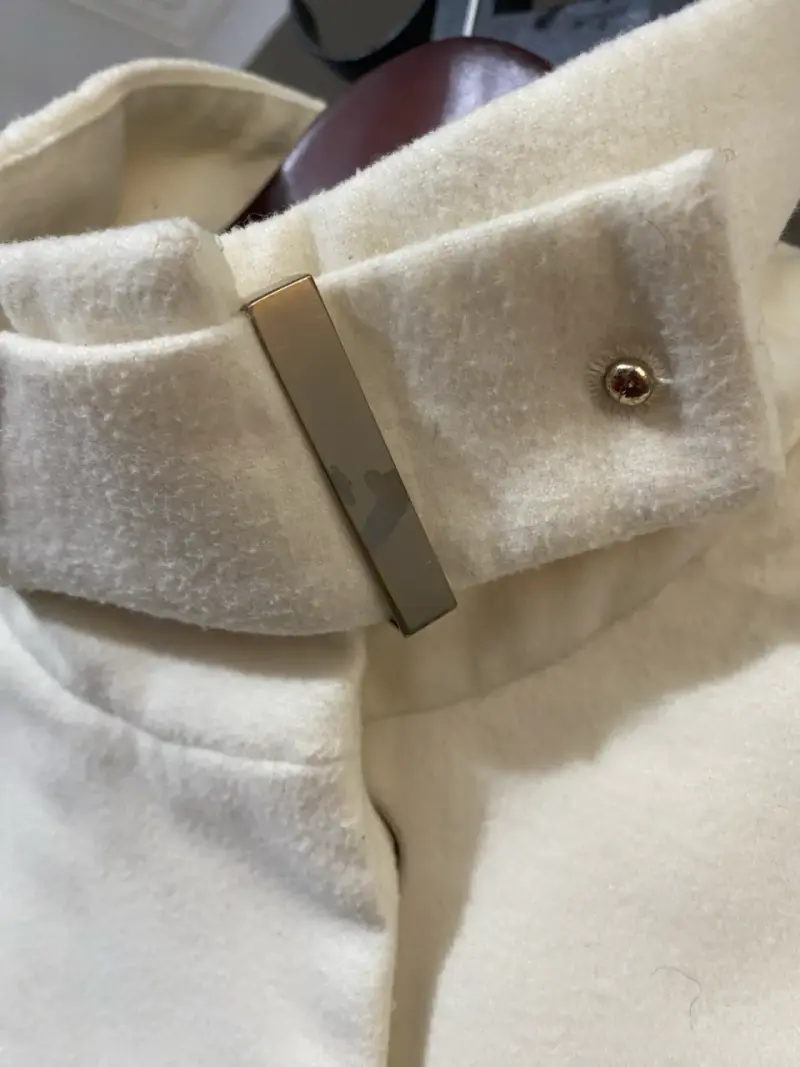 Abrigo de lana blanco Mango Suit elegante - 2