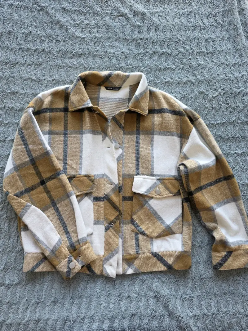 Chaqueta de cuadros marrón Shein talla S - 1