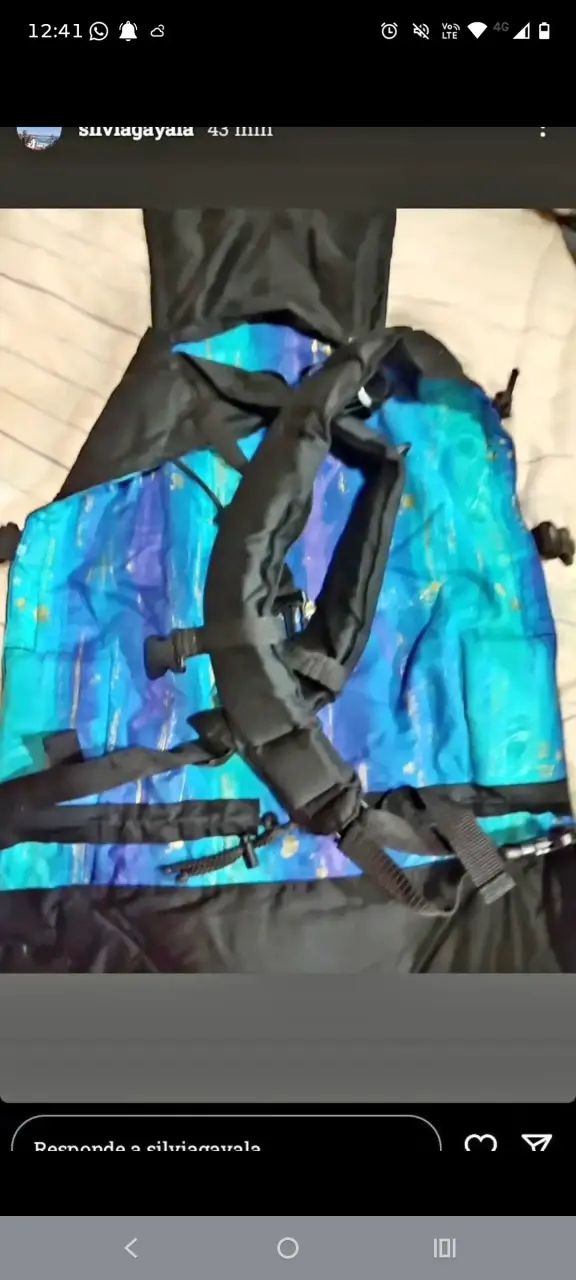 Portabebés ergonómico azul y negro - 1