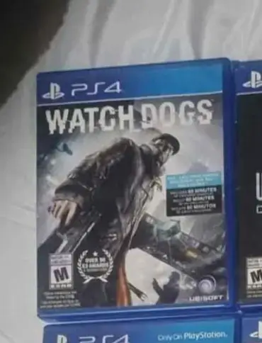 PS4 1 TERABYTE + 3 juegos (uso menos de un mes) - miniatura 4