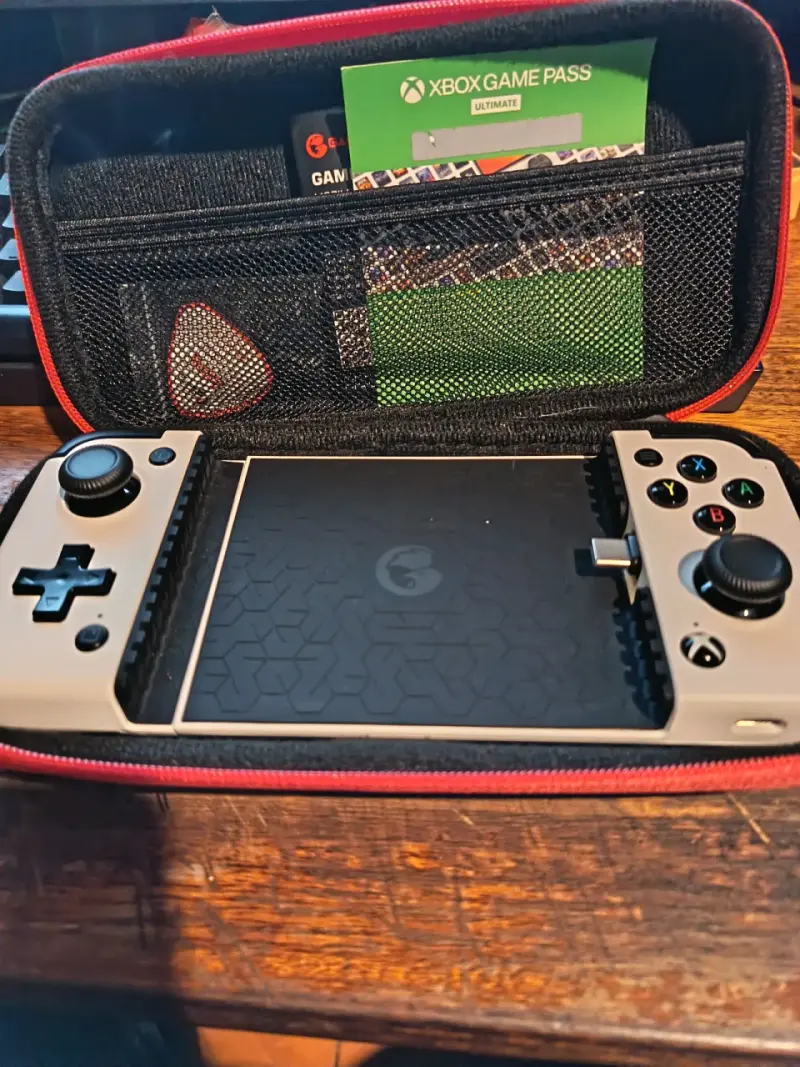 Controlador móvil GameSir X2 Pro con estuche - 1