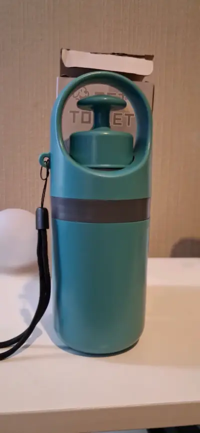 Dispensador portátil de bolsas para mascotas - miniatura 2