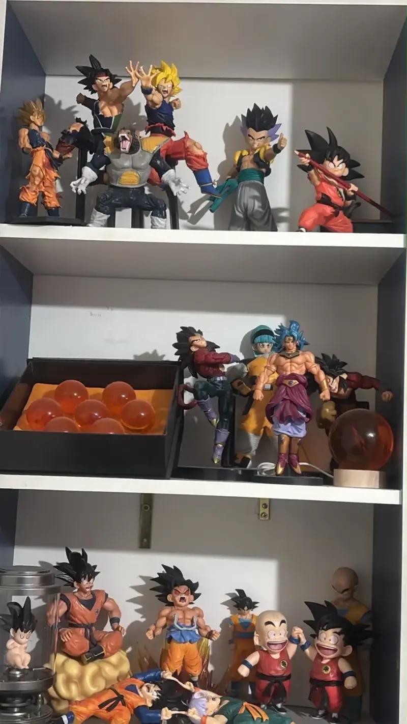 Colección de Figuras de Acción de Anime - 3